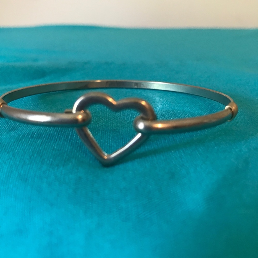 Heart bracelet